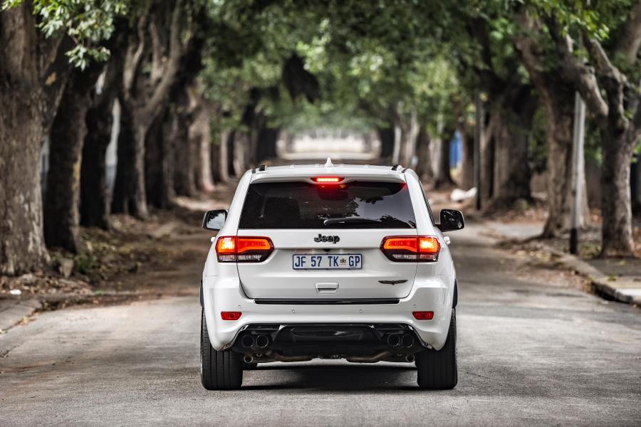  Jeep Grand Cherokee Trackhawk (WK2) 2019 года  (ZA) (фото 9 из 40)